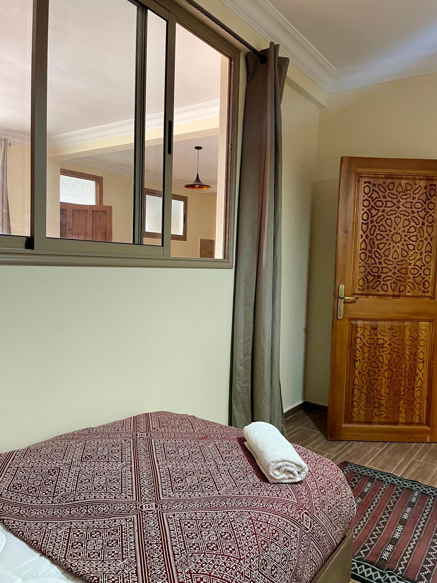 Riad Zahraa Al Ismailia Meknès Exteriör bild