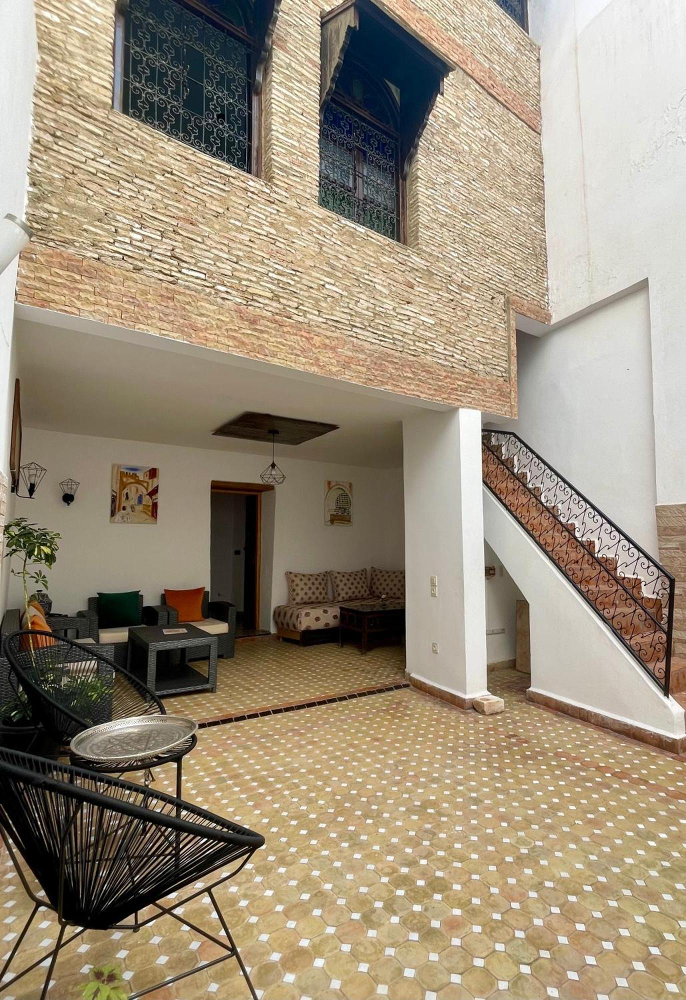 Riad Zahraa Al Ismailia Meknès Exteriör bild