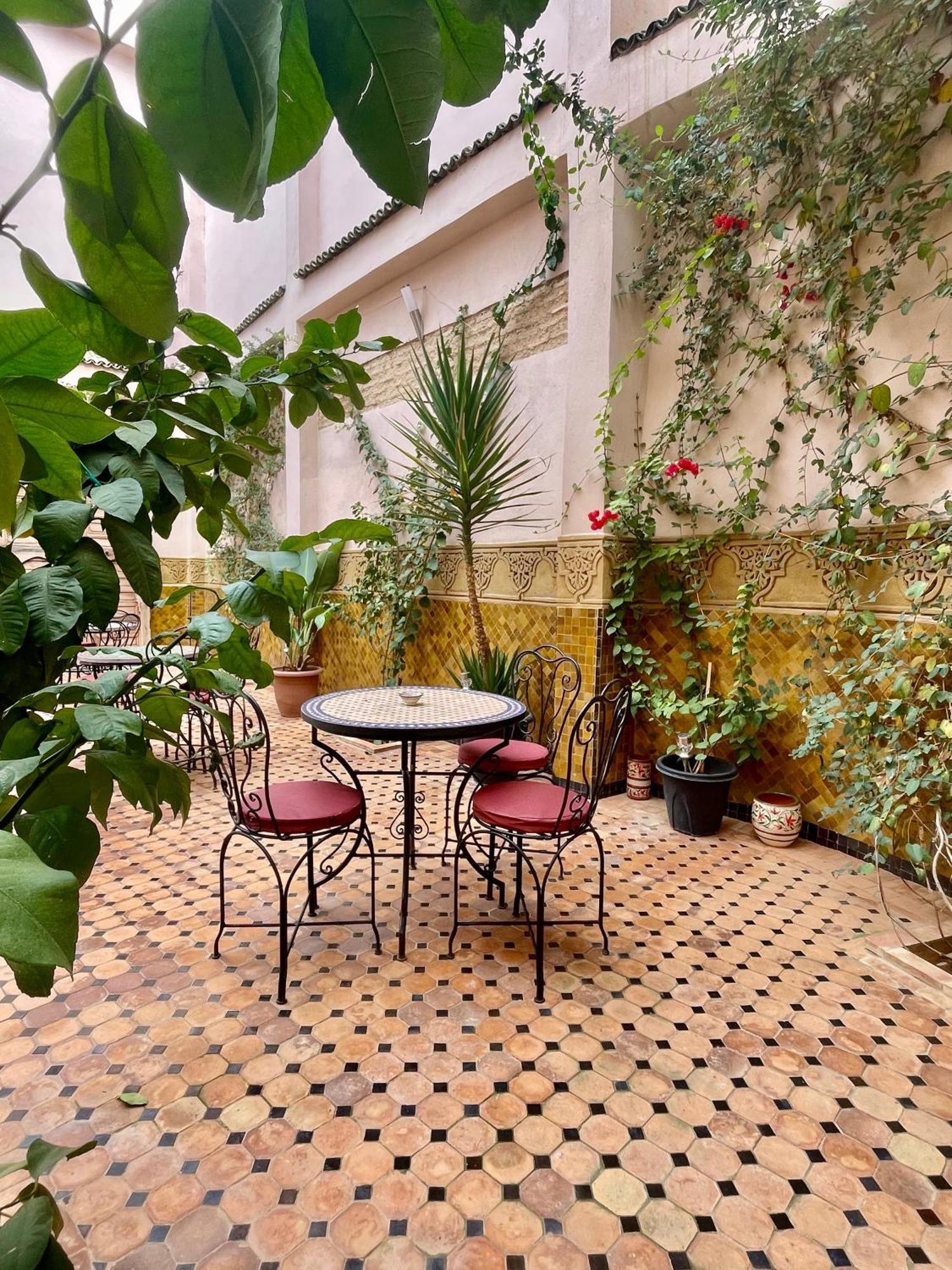 Riad Zahraa Al Ismailia Meknès Exteriör bild